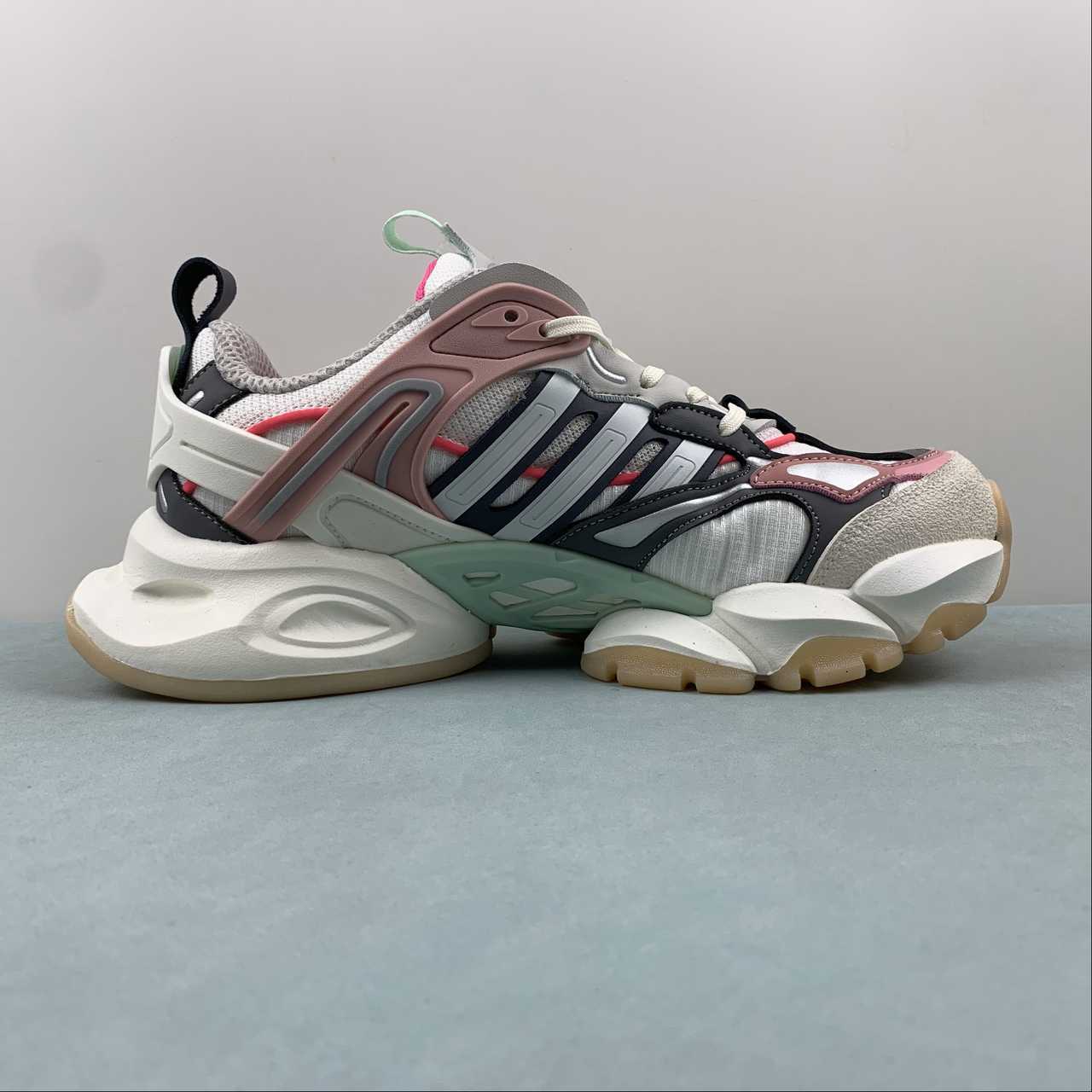 Adidas XLG Runner Deluxe sneakers white grey pink