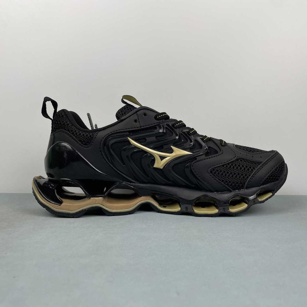 Mizuno Wave Prophecy sneakers nero gold