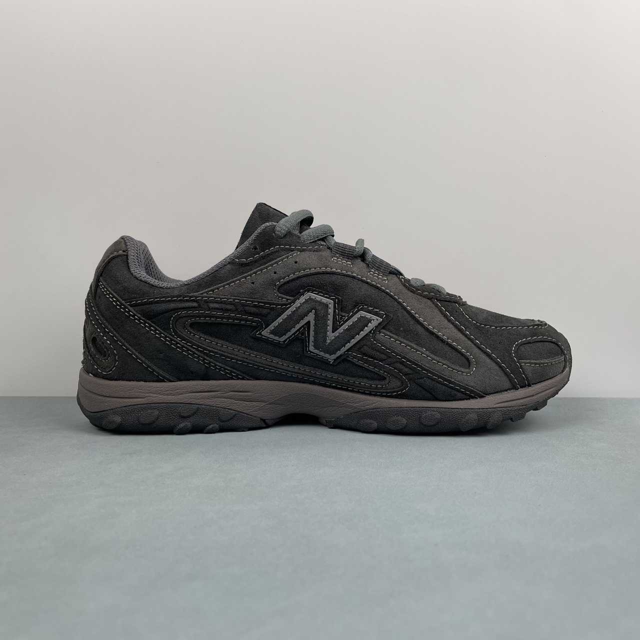 New Balance 204 L Dark Grey Castlerock