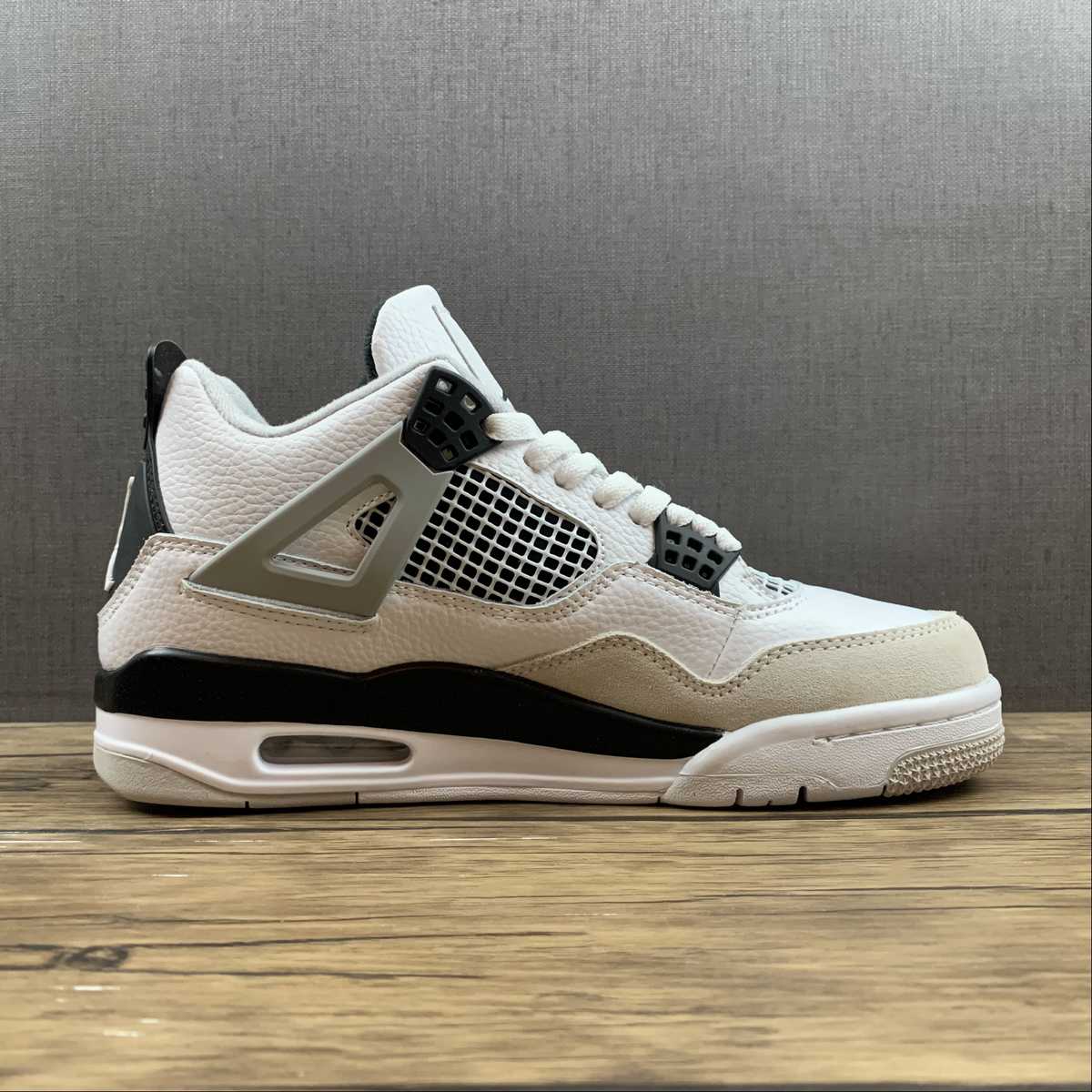 Nike Air Jordan 4 Retro Military Black