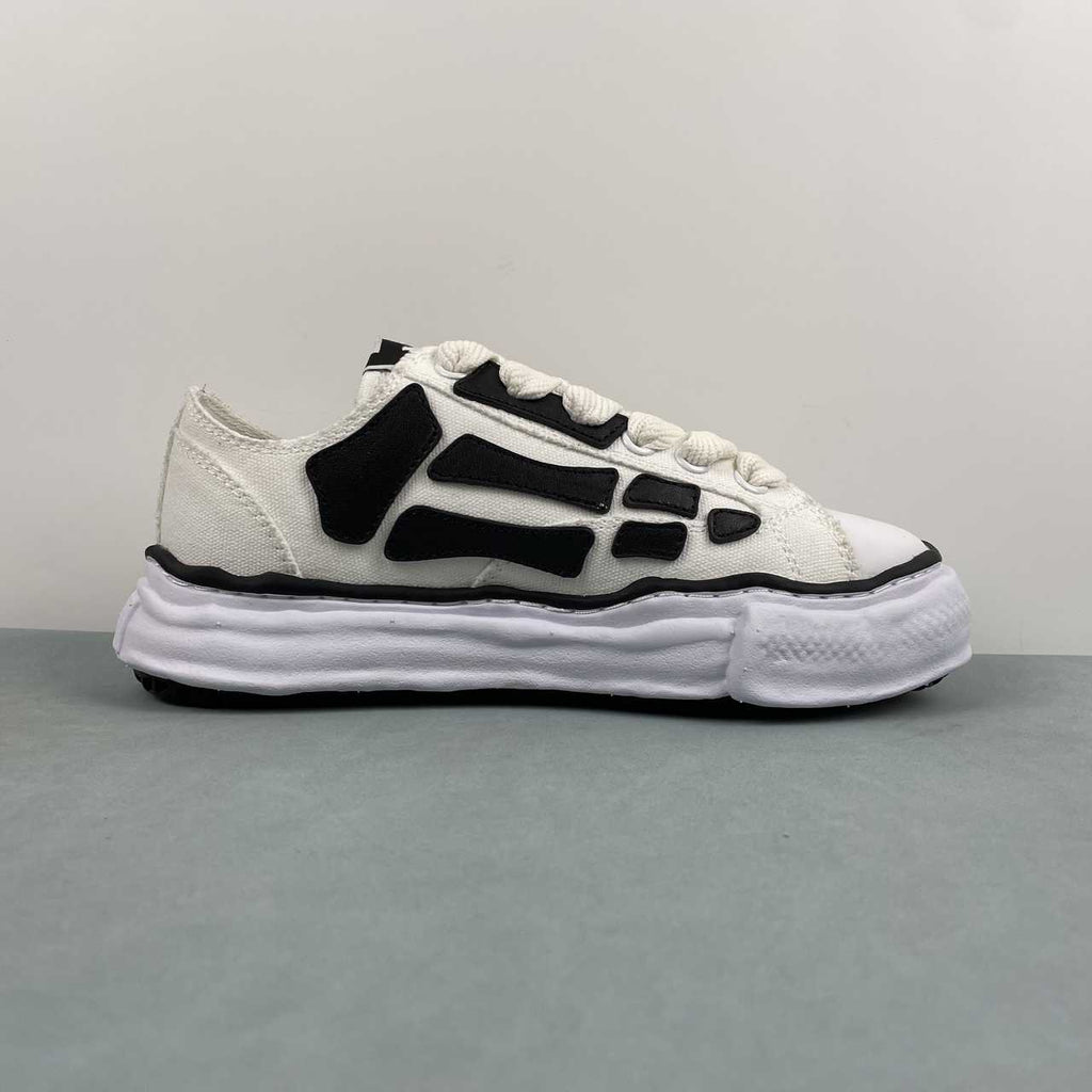 Maison Mihara Yasuhiro x MMY AMIRI Skel-Top Low bianco