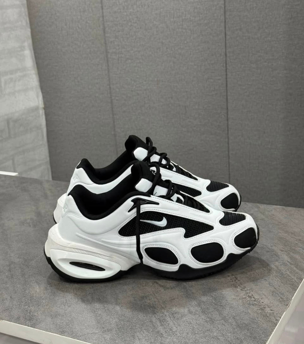 Nike Air Max Muse White Black