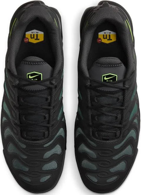 Nike Air Max Plus DRIFT Black Volt