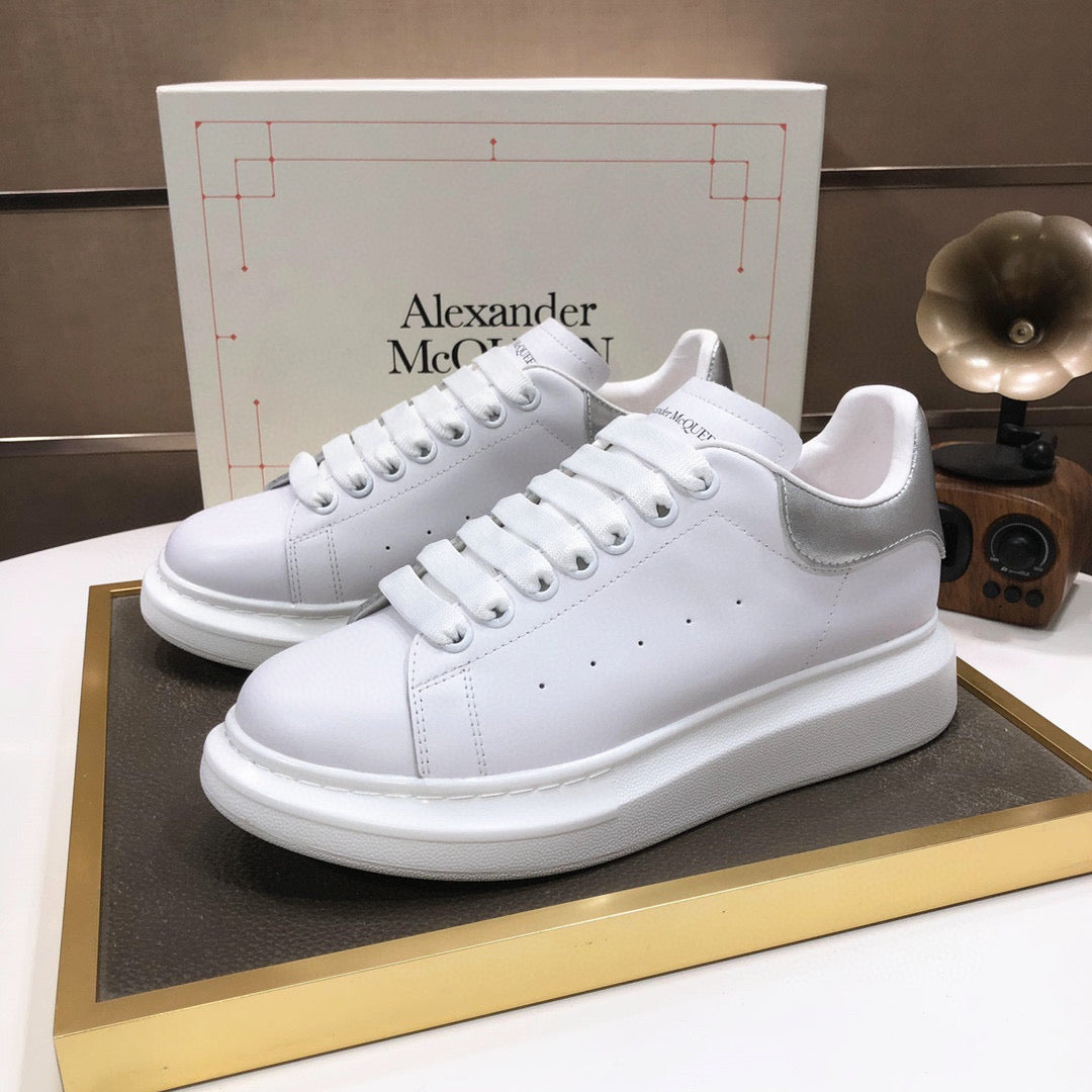 Alexander McQueen sneakers suola oversize bianco silver