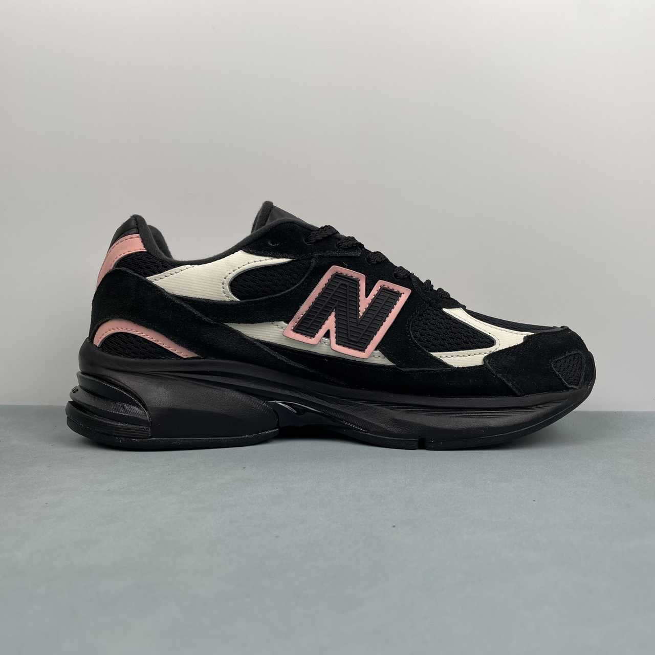 New Balance 2010 Black Pink White