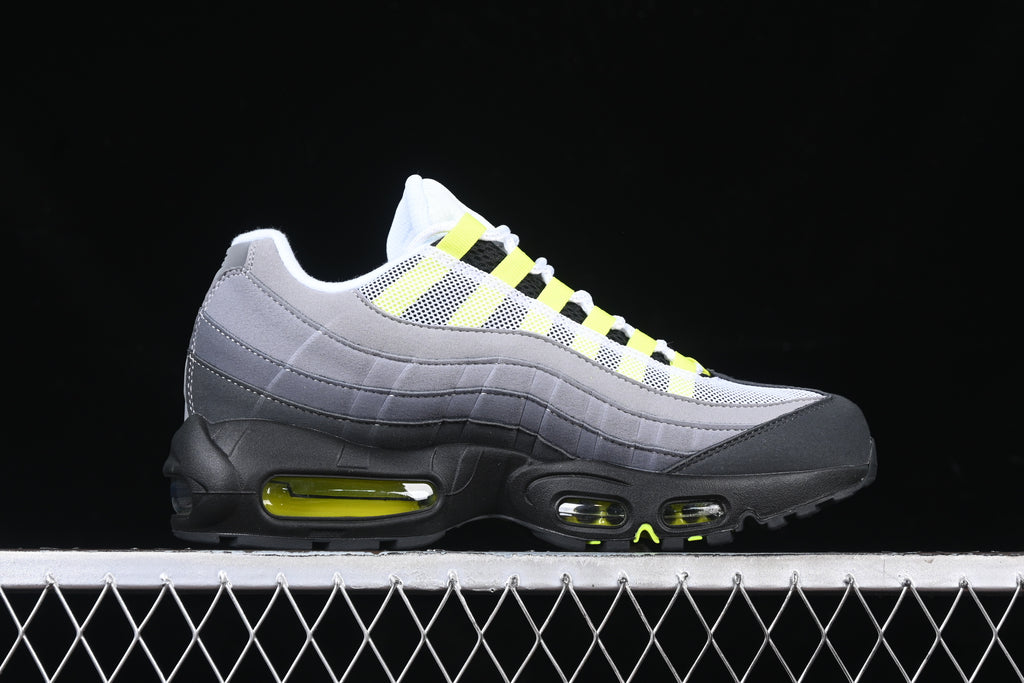 Nike Air Max 95 OG black neon yellow
