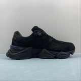 New Balance NB 9060 Triple Black scamosciato