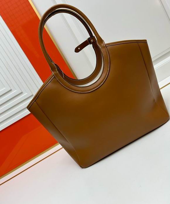 Miu Miu Tote Bag in pelle