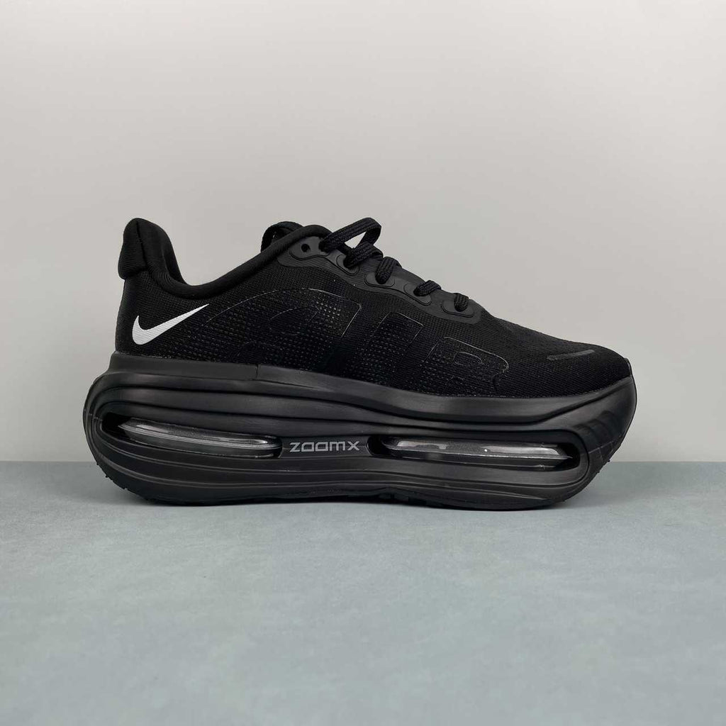 Nike Vomero Premium all black - VIBES MILANO
