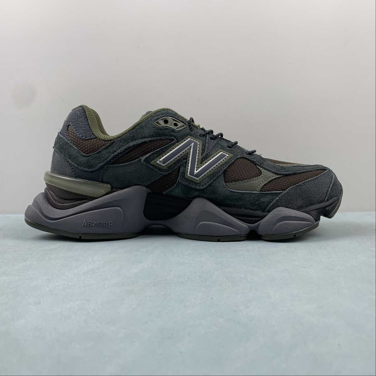 New Balance NB 9060 Blacktop Dark Moss