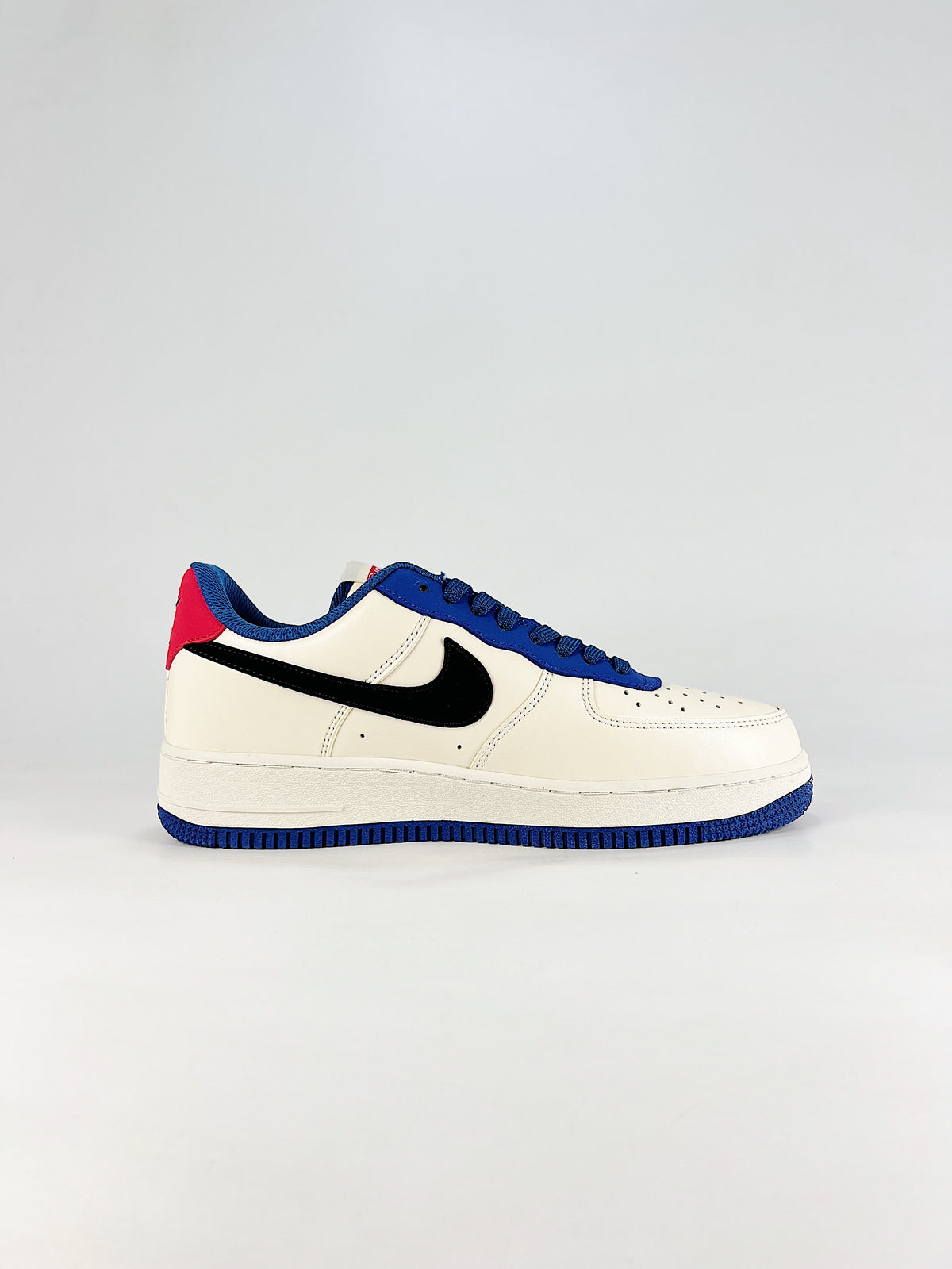Nike Air Force 1 Supreme – White/Blue