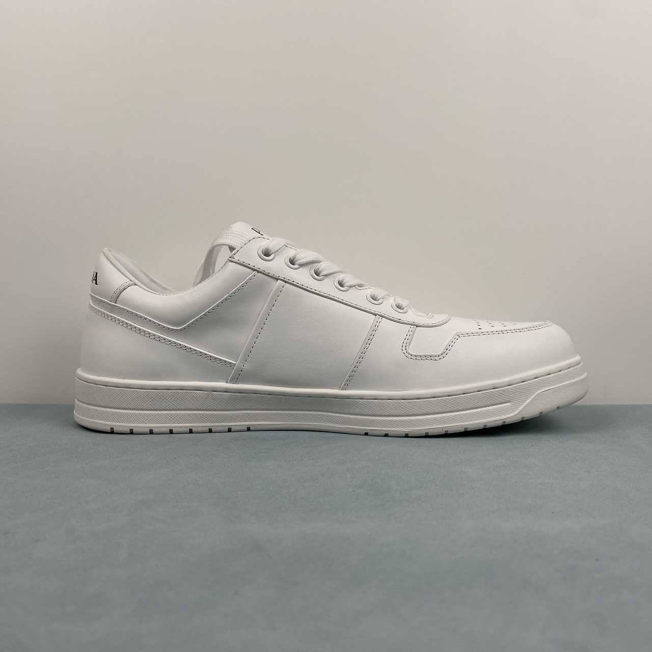 Prada sneakers Low-Top Downtown bianco