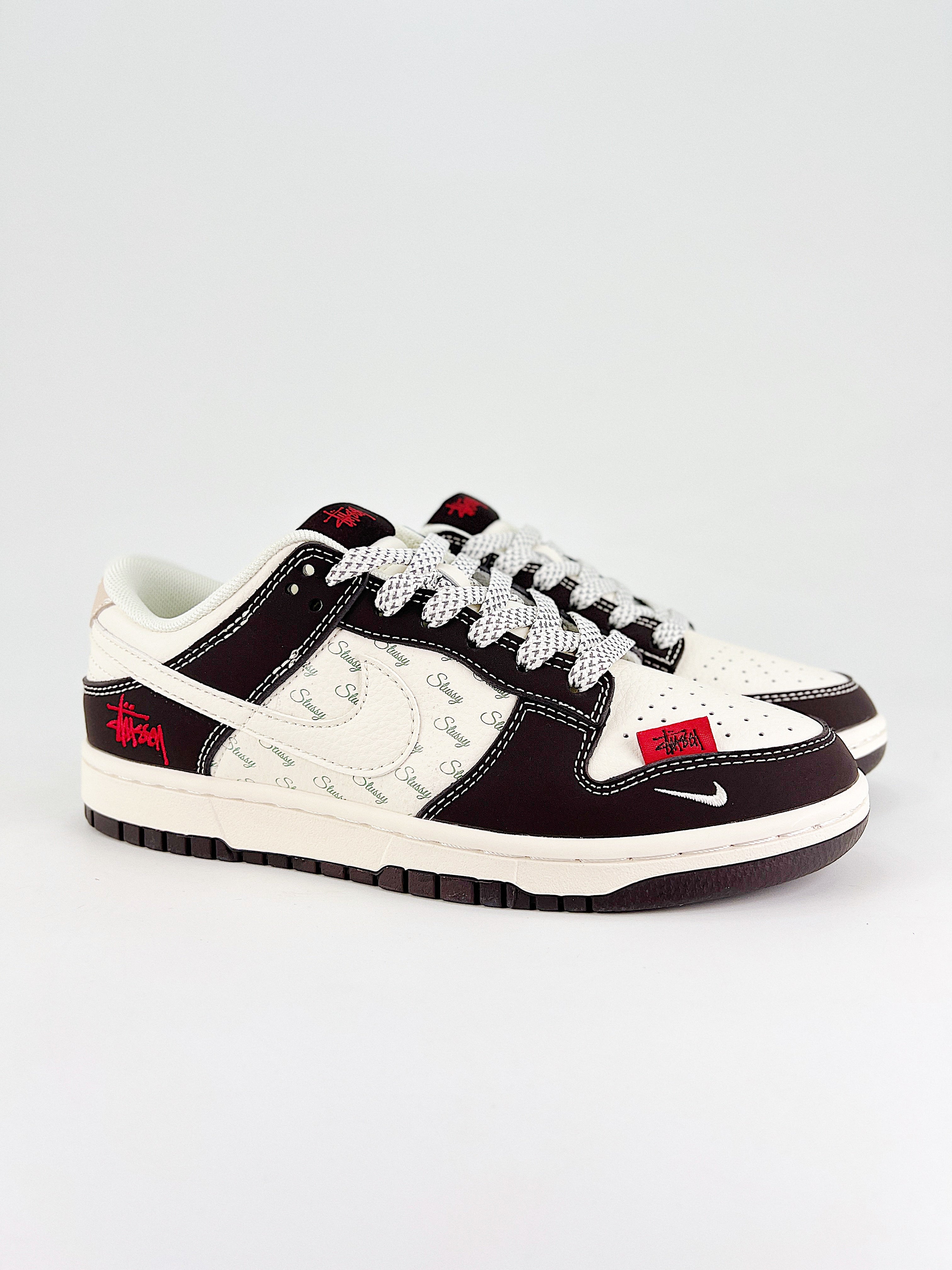 Nike New Dunk SB Low mod. Stussy nero bianco