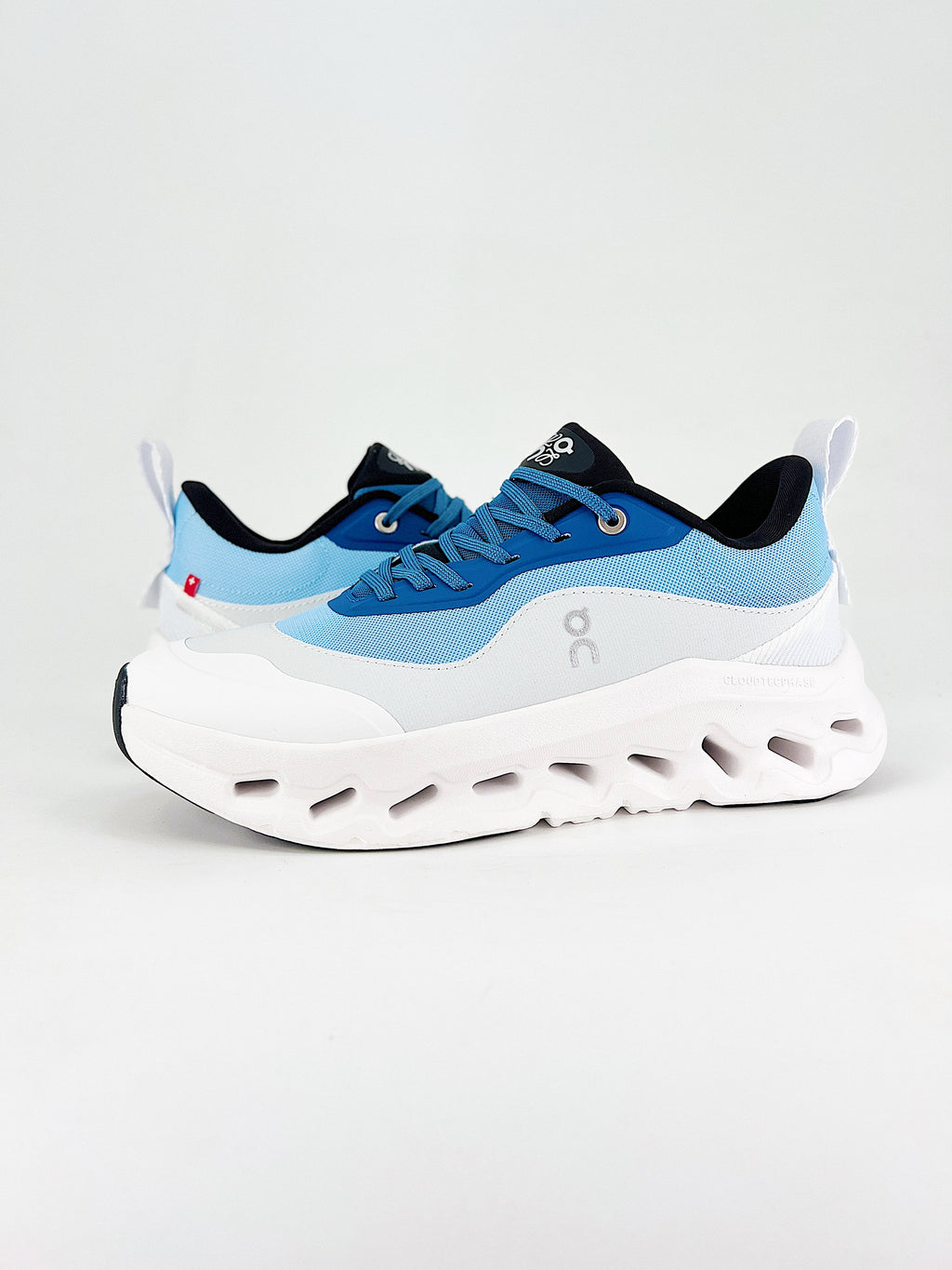 LOEWE × On Cloudtilt 2.0 Blue White