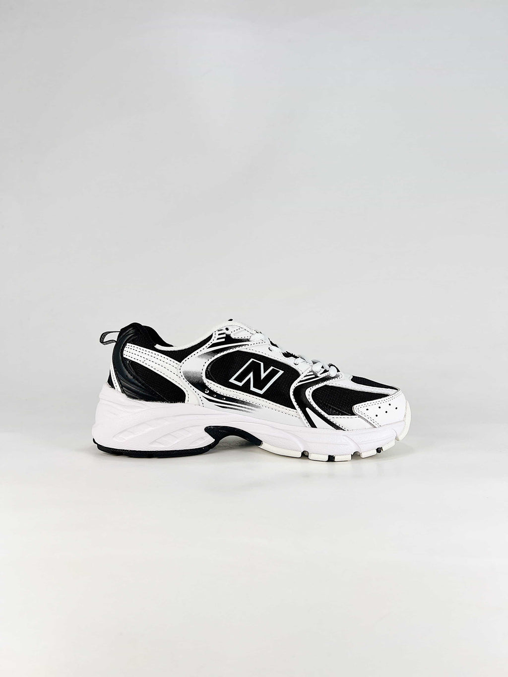 New Balance 530V2 Retro Black White
