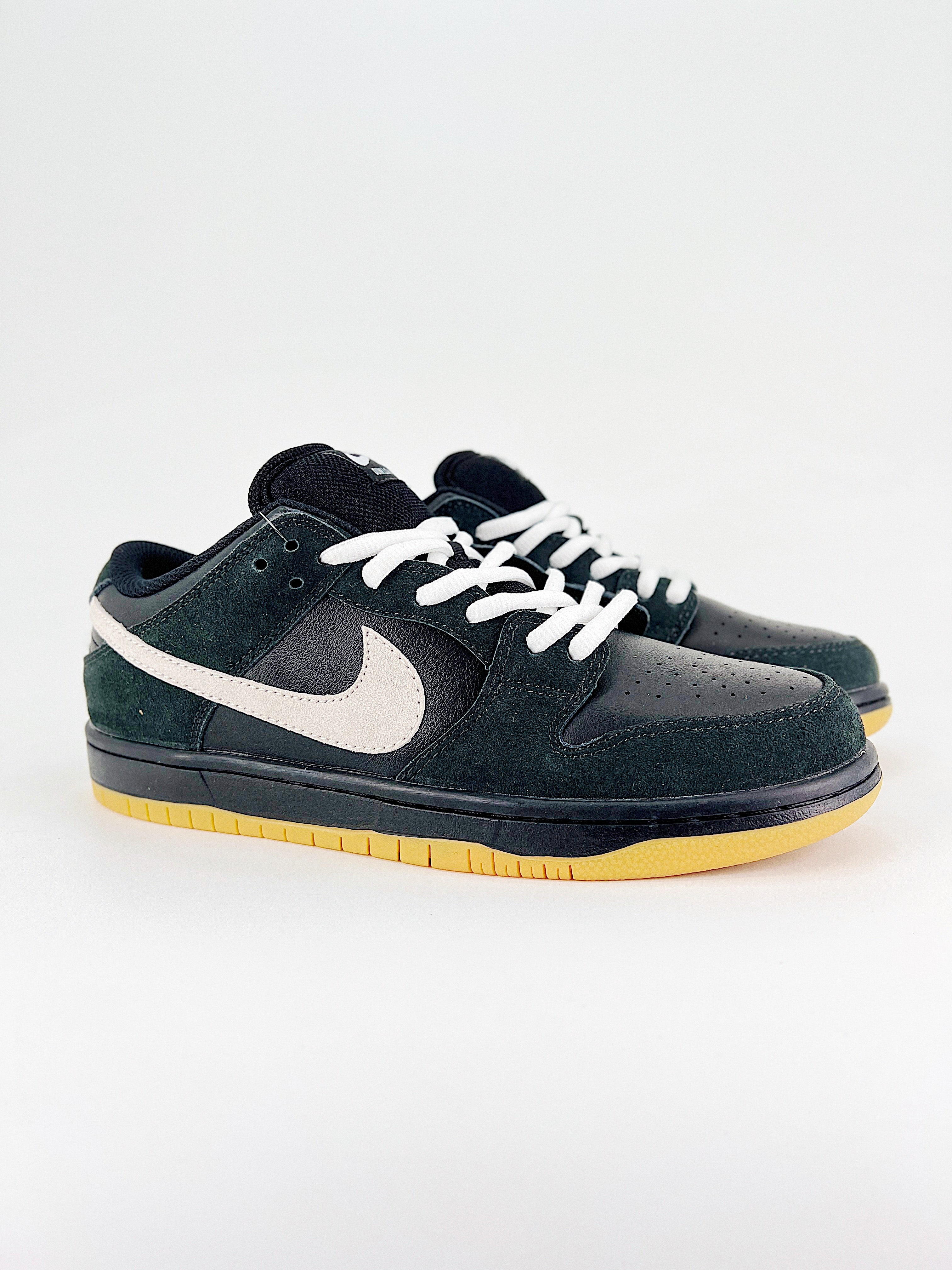 Nike New Dunk SB Low nero