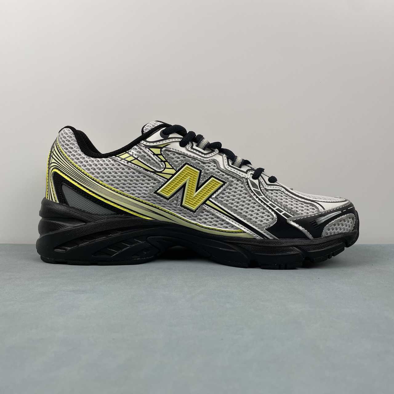 New Balance NB 740 Sea Salt and Firefly