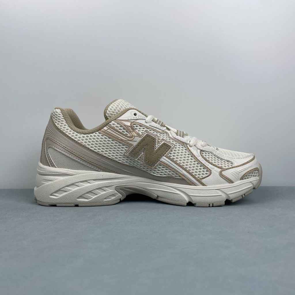 New Balance NB 740 Beige