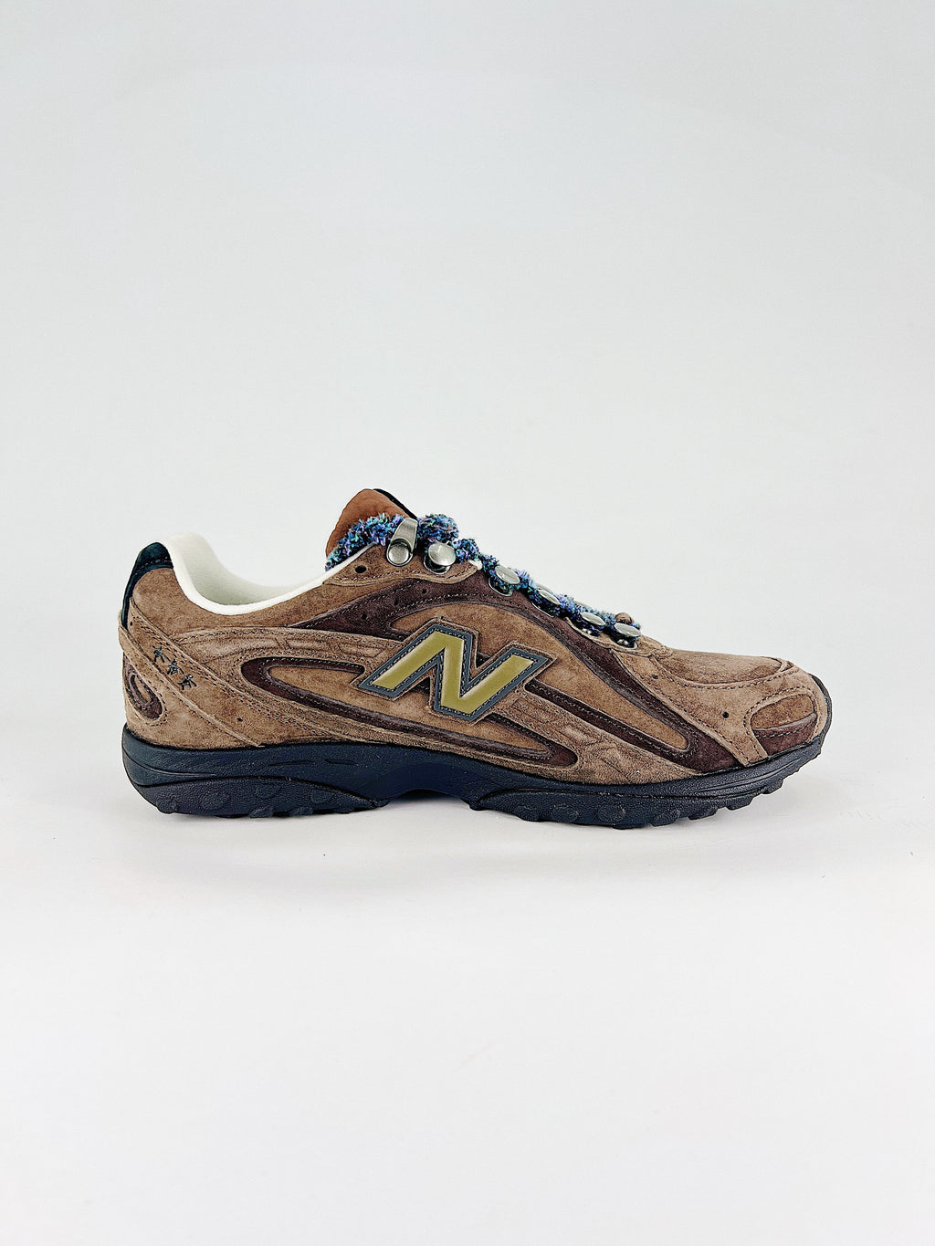 New Balance 204 L Chocolate Brown
