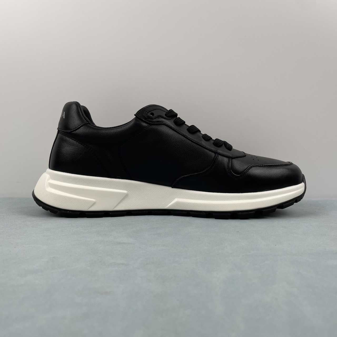 Prada sneakers Prax 01 in pelle nero
