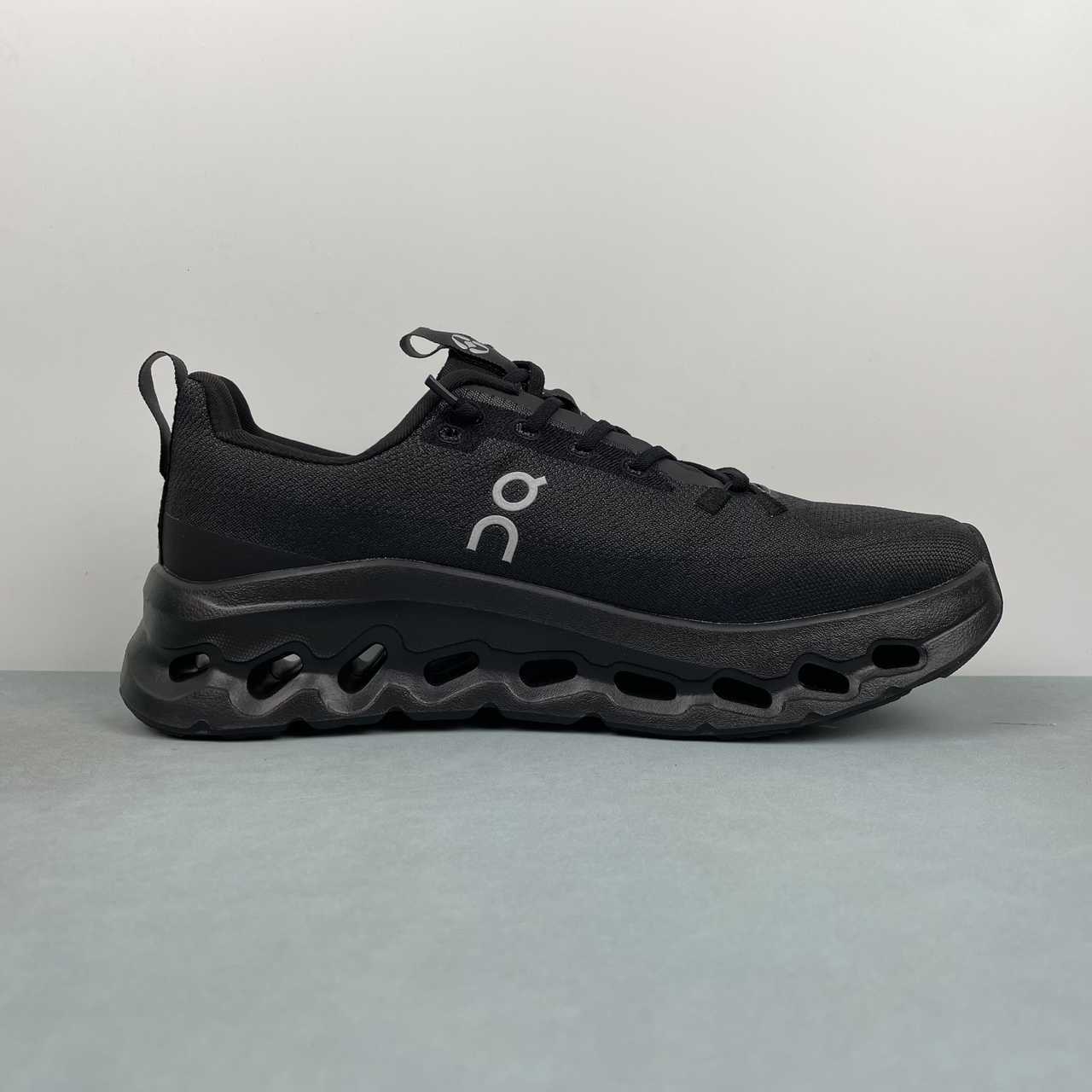 On Cloud Running Cloudtilt EUSEXUA ALL BLACK - VIBES MILANO