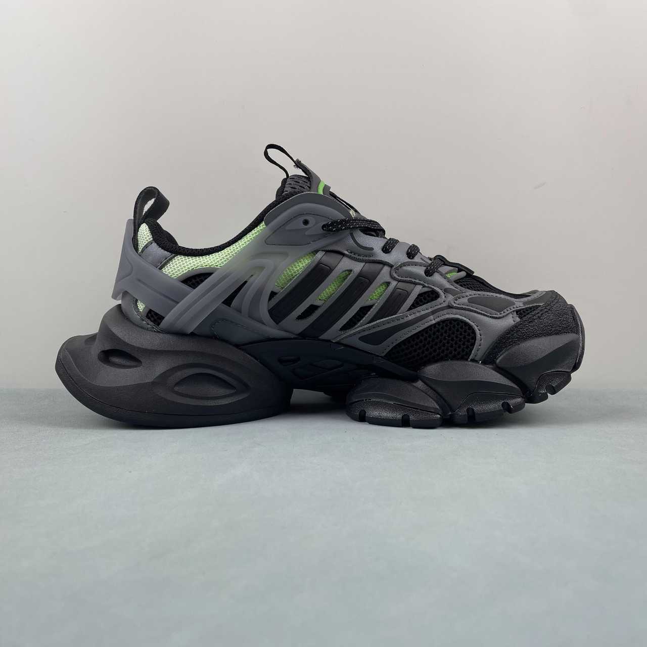 Adidas XLG Runner Deluxe sneakers black grey green - VIBES MILANO