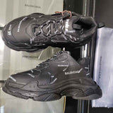 Balenciaga Sneakers Triple S nero