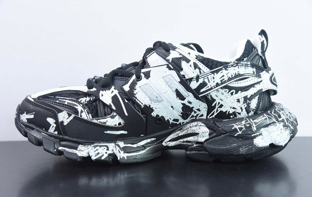 Balenciaga Sneakers Track 3.0 Graffiti
