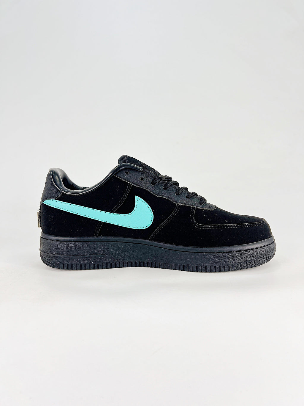 Nike Air Force 1 ’07 Low x Tiffany & Co
