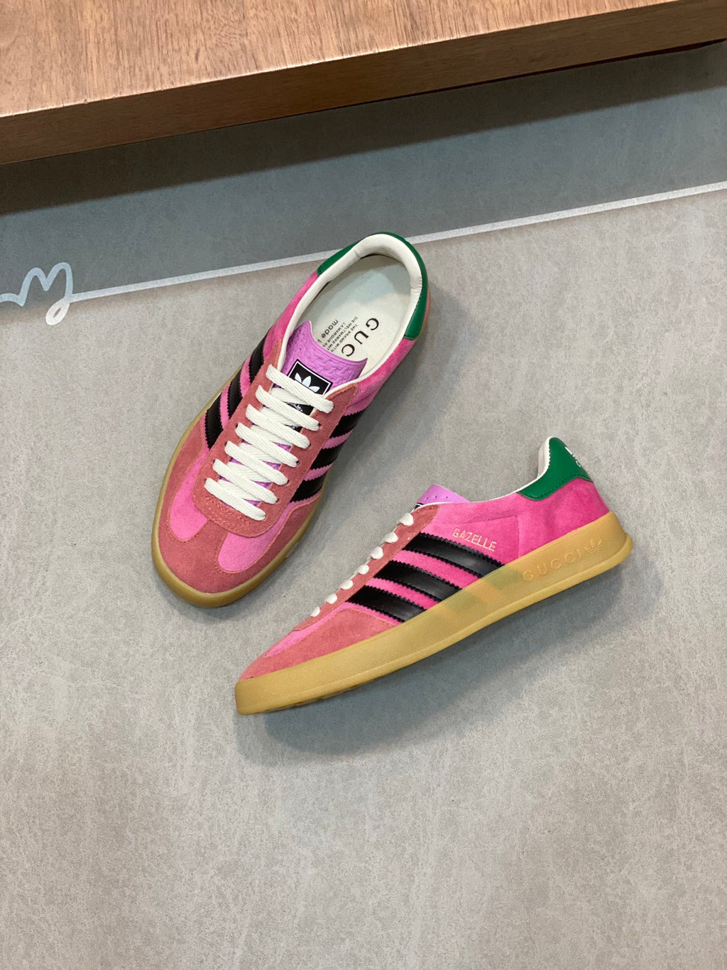 Adidas Gazelle x Gucci Pink - VIBES MILANO
