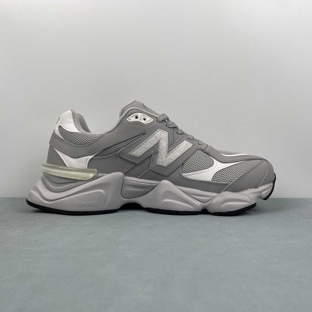 New Balance NB 9060 Light Grey Silver Metallic