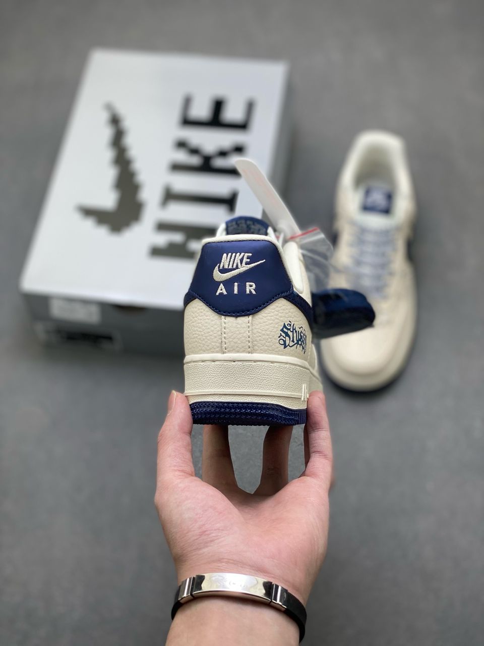Nike Air Force 1 07 Low x Stussy beige blue