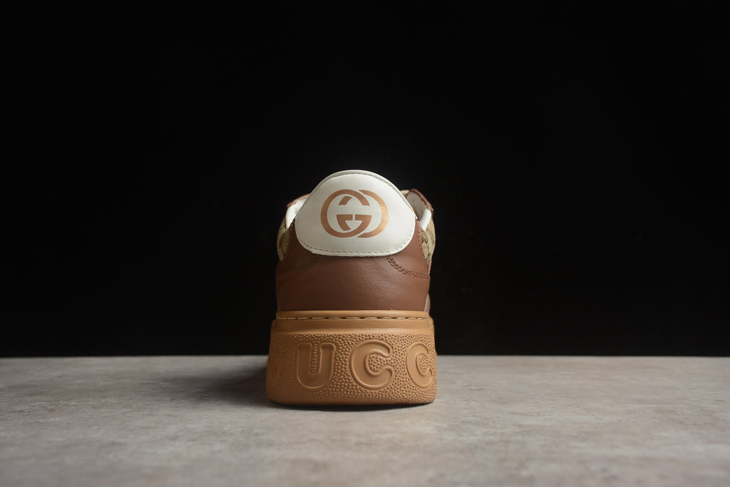 Gucci Chaussures chunky B biscuit marron