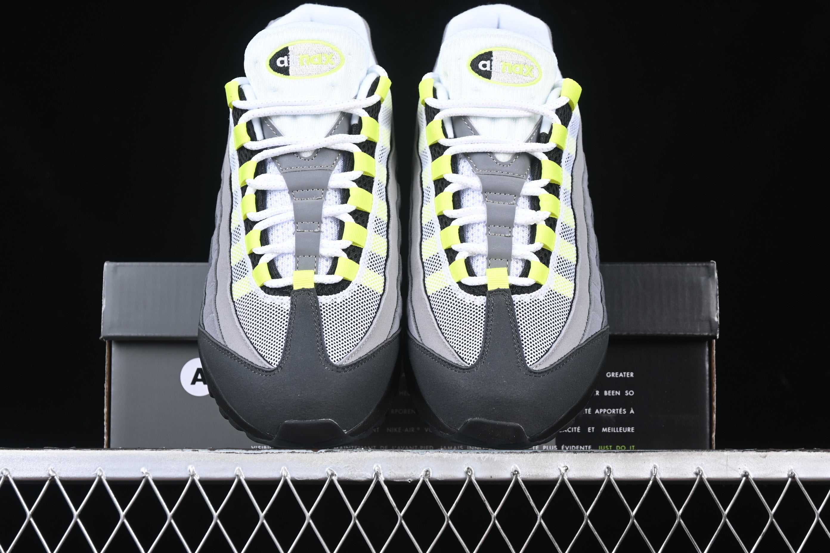 Nike Air Max 95 OG black neon yellow