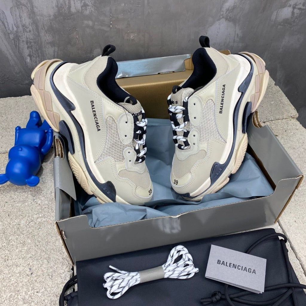 Balenciaga Triple S sneakers white transparent bottom