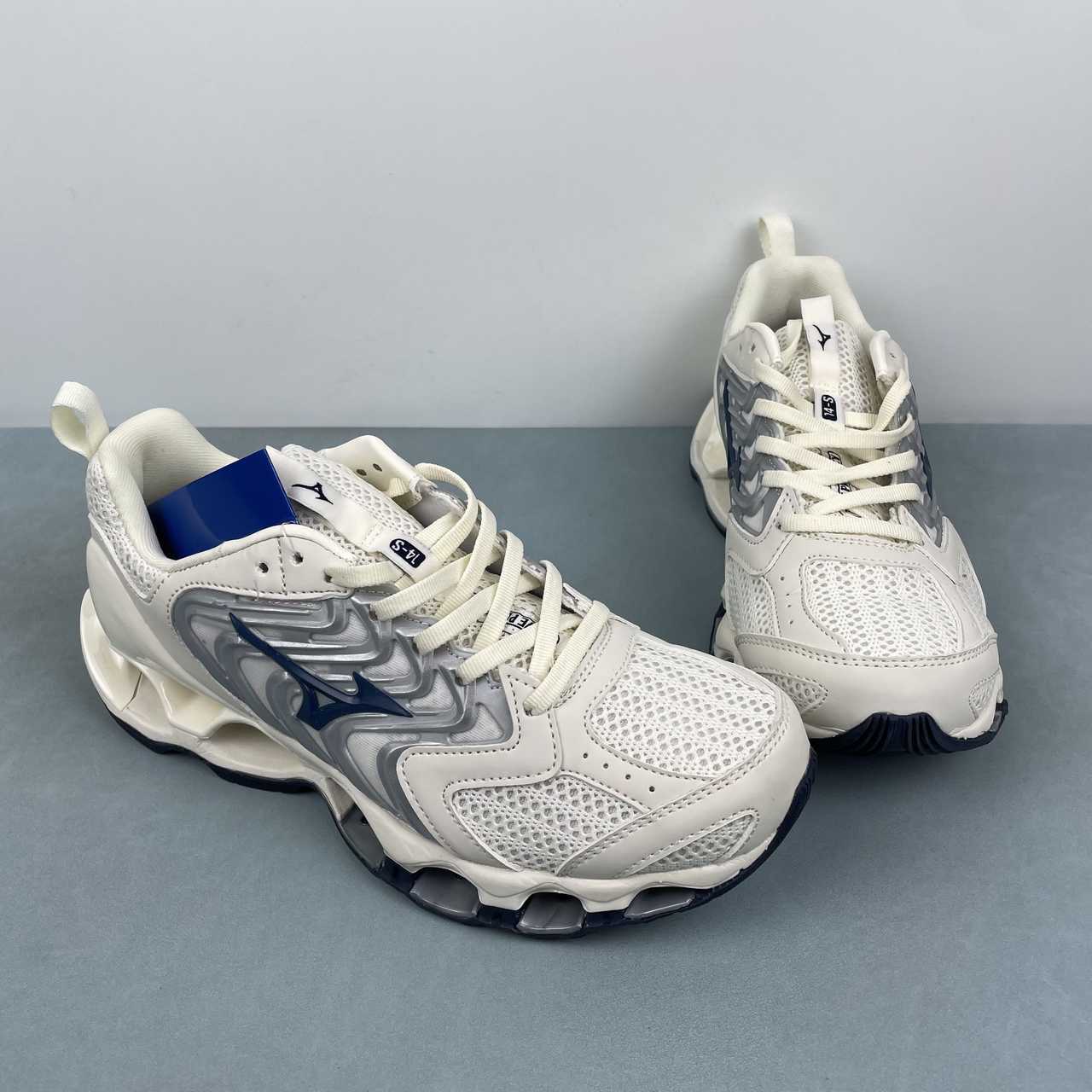 Mizuno Wave Prophecy sneakers bianco