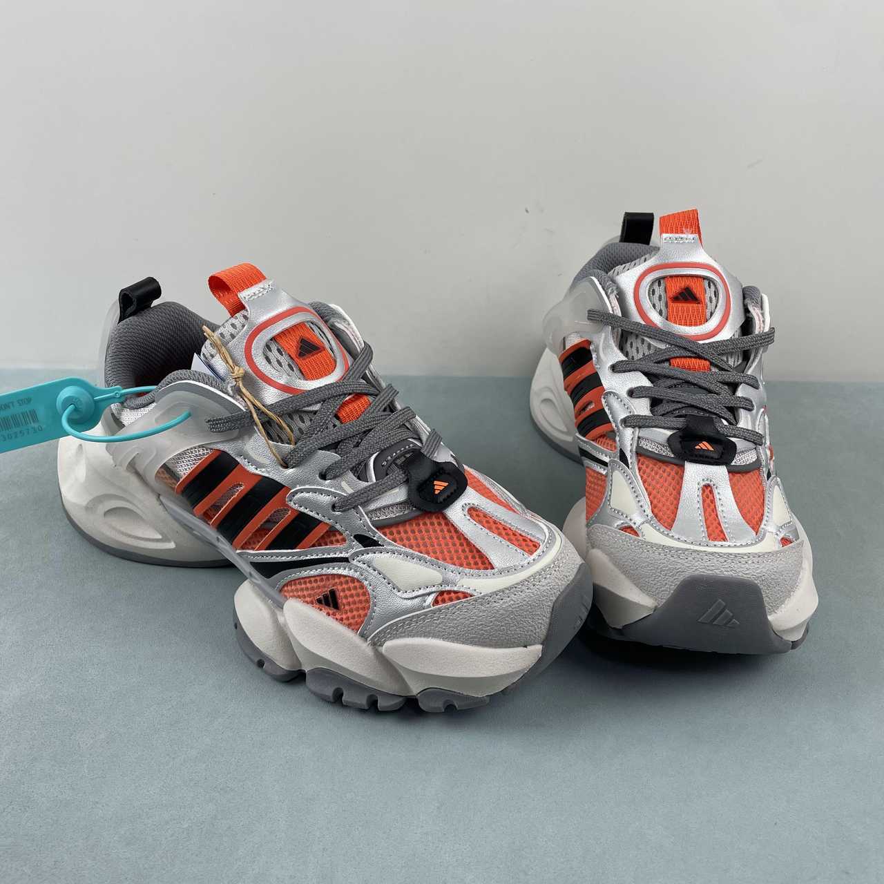 Adidas XLG Runner Deluxe sneakers silver orange black