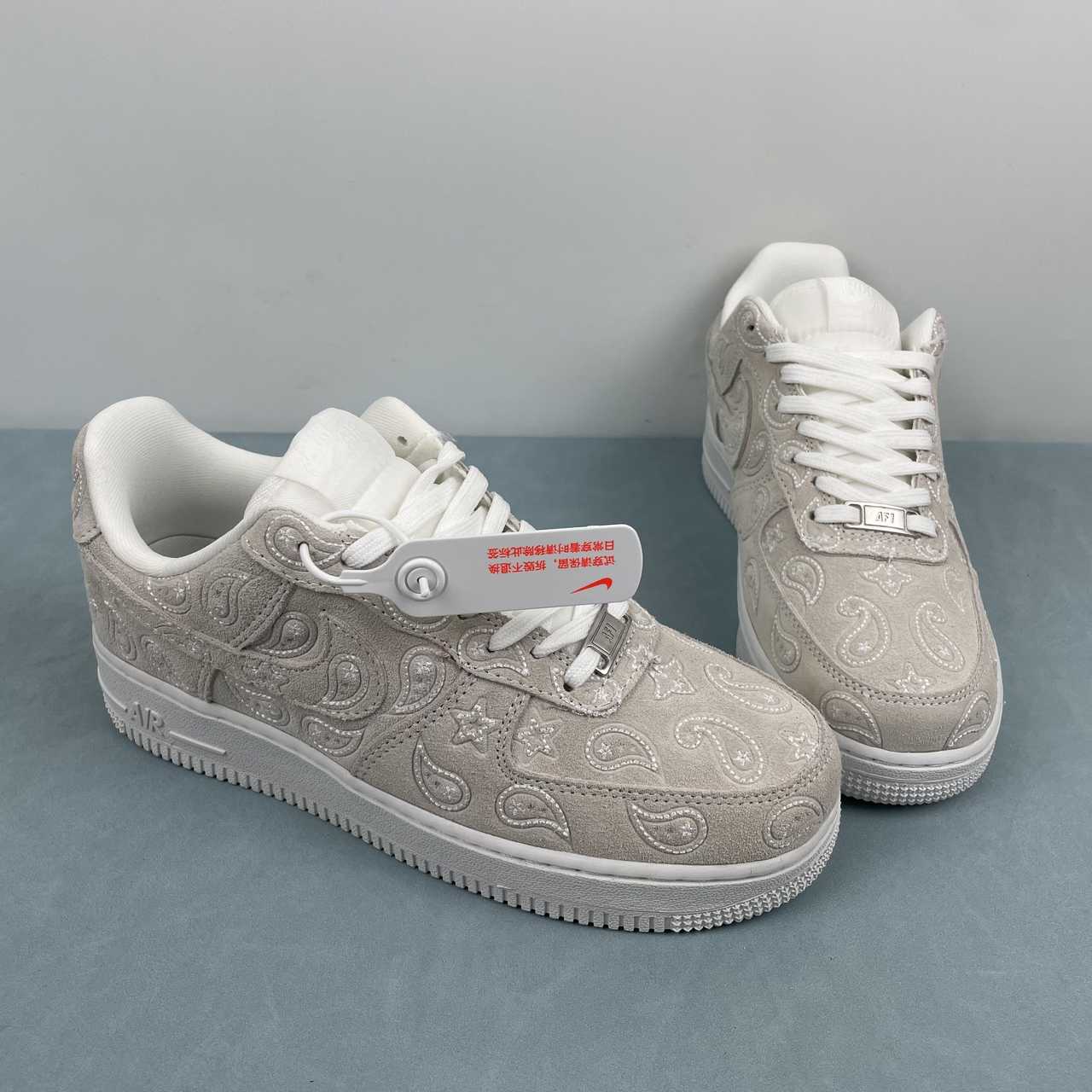 Nike Air Force 1 '07 LV8 "Paisley"