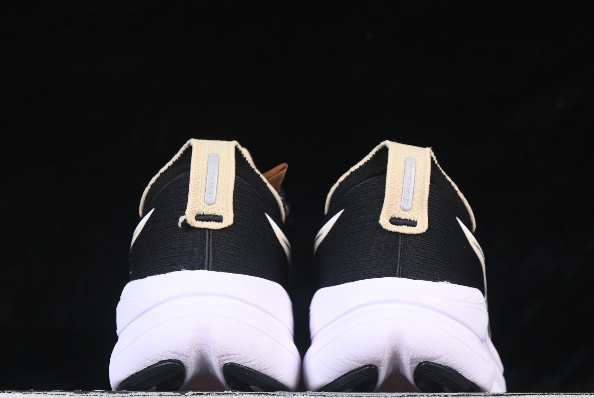 Asics Gel Nimbus 28 Black Feather Grey