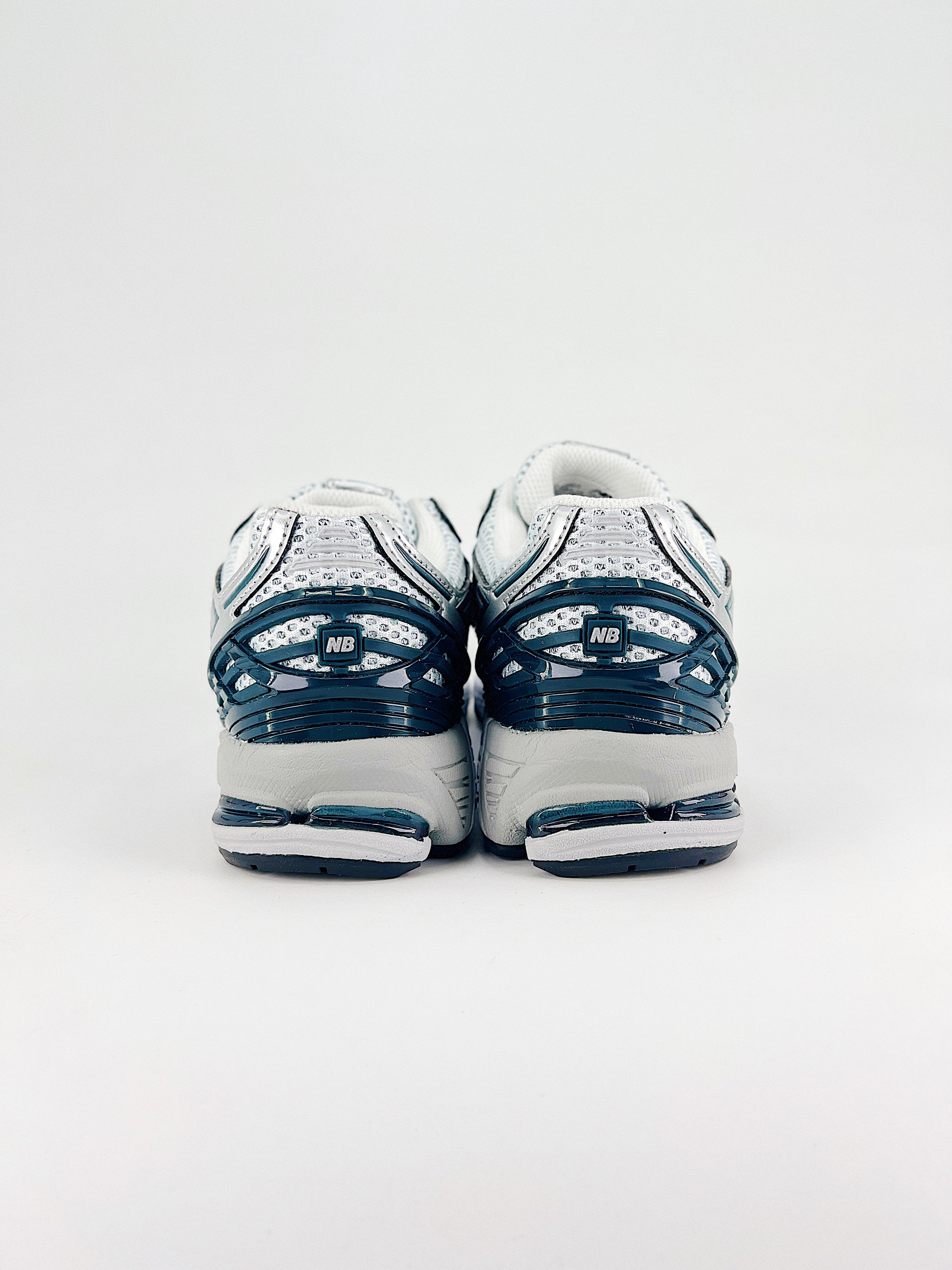 New Balance NB M1906R Silver Metallic Deep Ocean