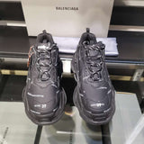 Balenciaga Sneakers Triple S nero