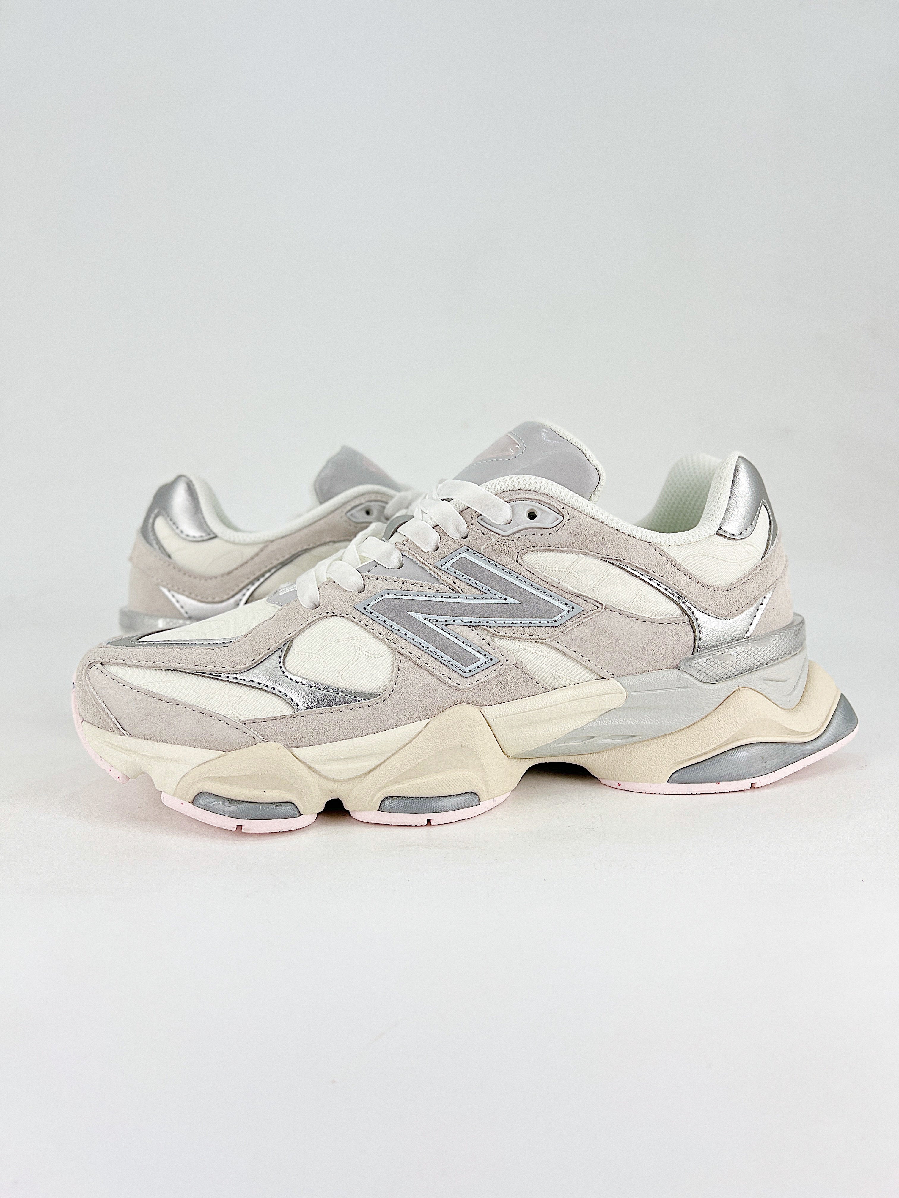 New Balance NB 9060 Coquette grigio