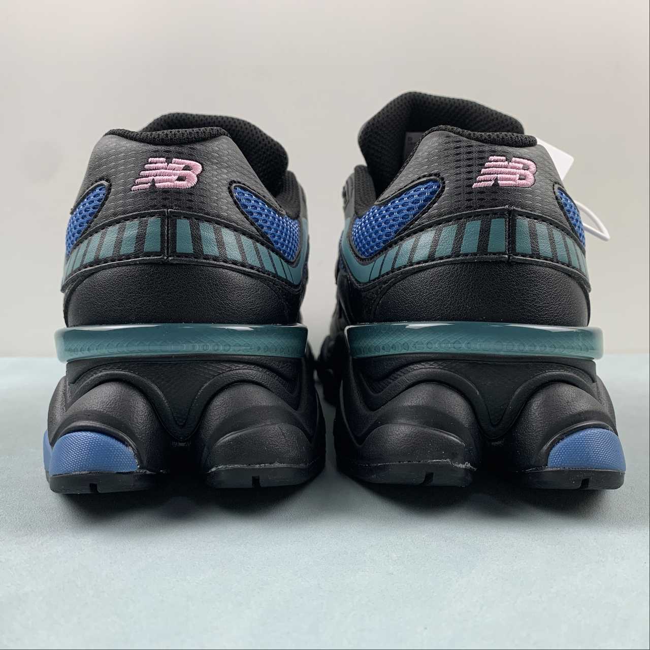 New Balance NB 9060 Blue Agate
