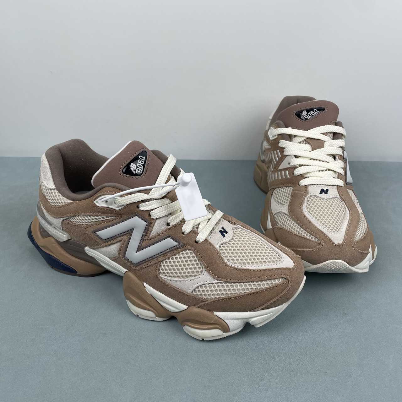 New Balance NB 9060 Earth Shadow Flat Taupe Bisque