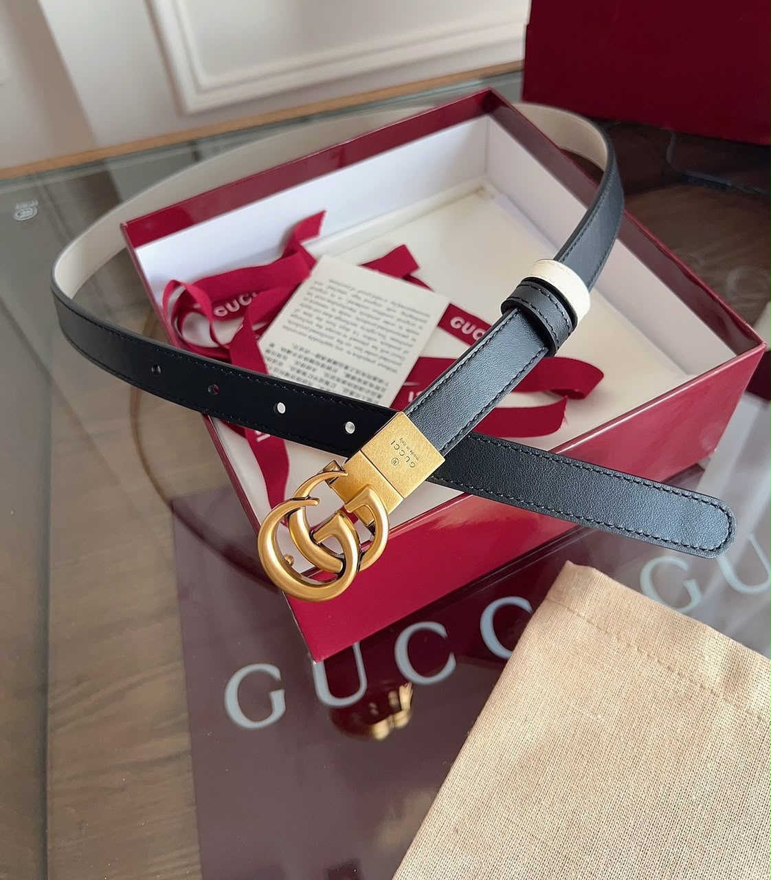 Cintura Gucci GG Marmont Reversible Bianca