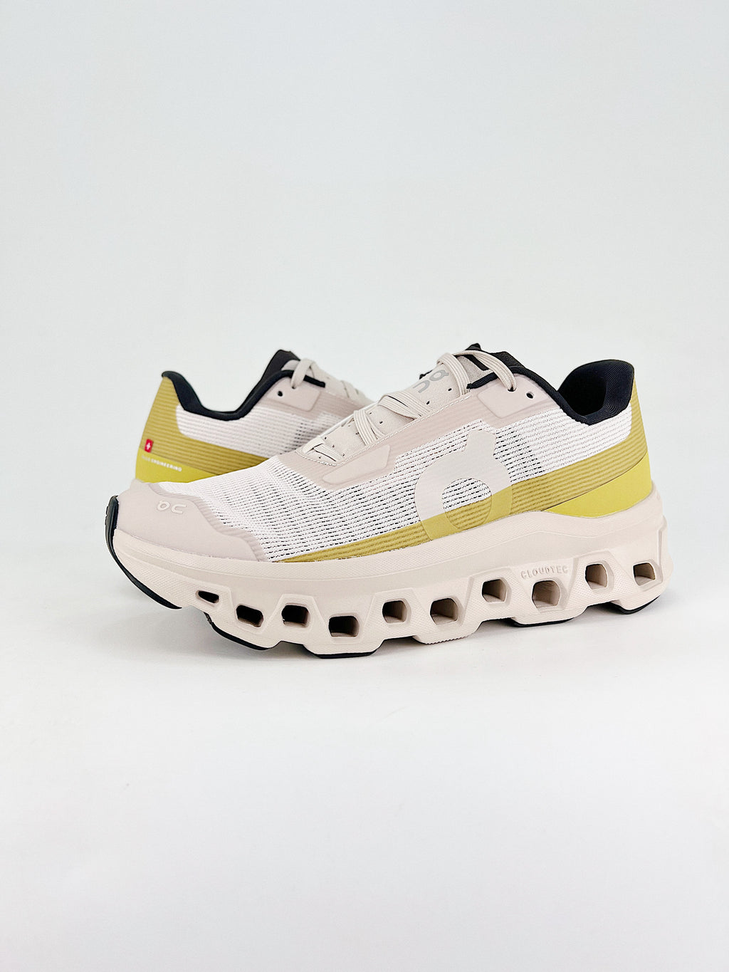 On Cloud Running Cloudmonster Void blu