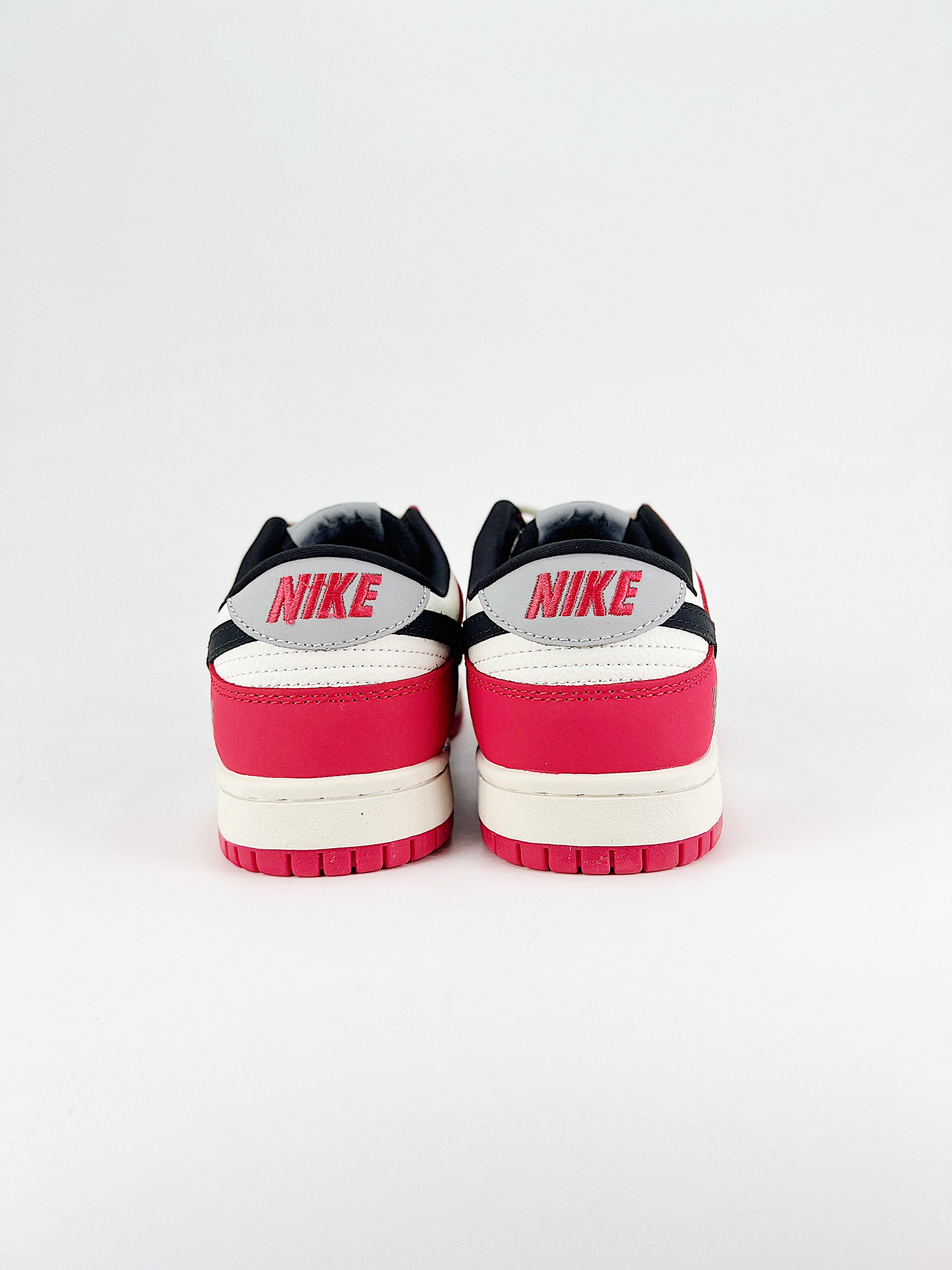Nike New Dunk SB Low x Off-White rosso