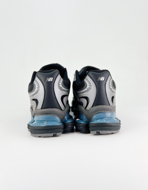 New Balance U2000EA nero/grigio (modello non uscito ancora in Italia)
