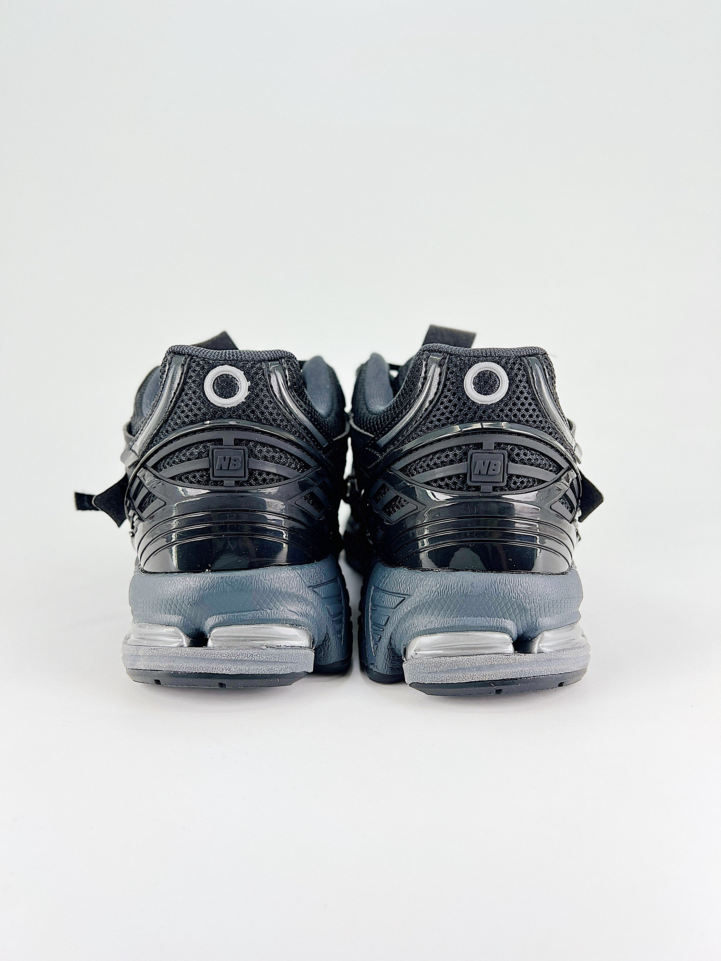 New Balance NB M1906R Refined Future Black