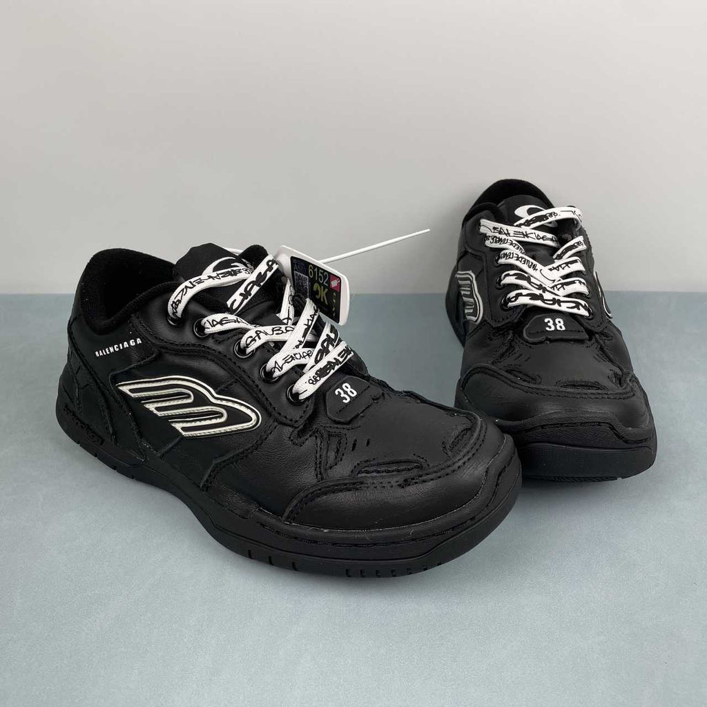 Balenciaga Hampton medium worn out sneakers